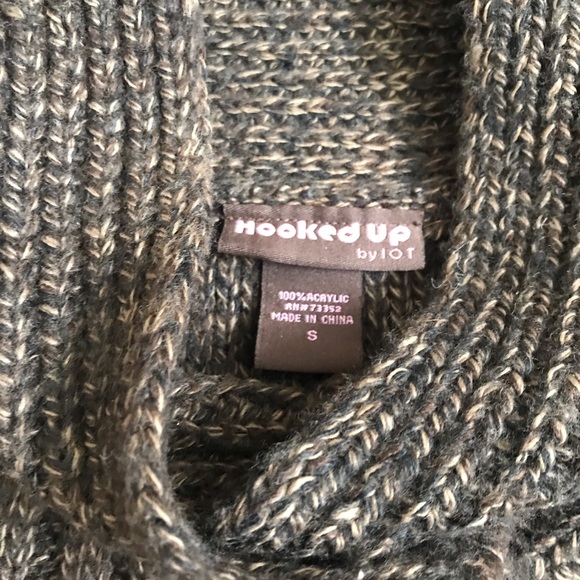 Cute Layering Sweater - Picture 4 of 6